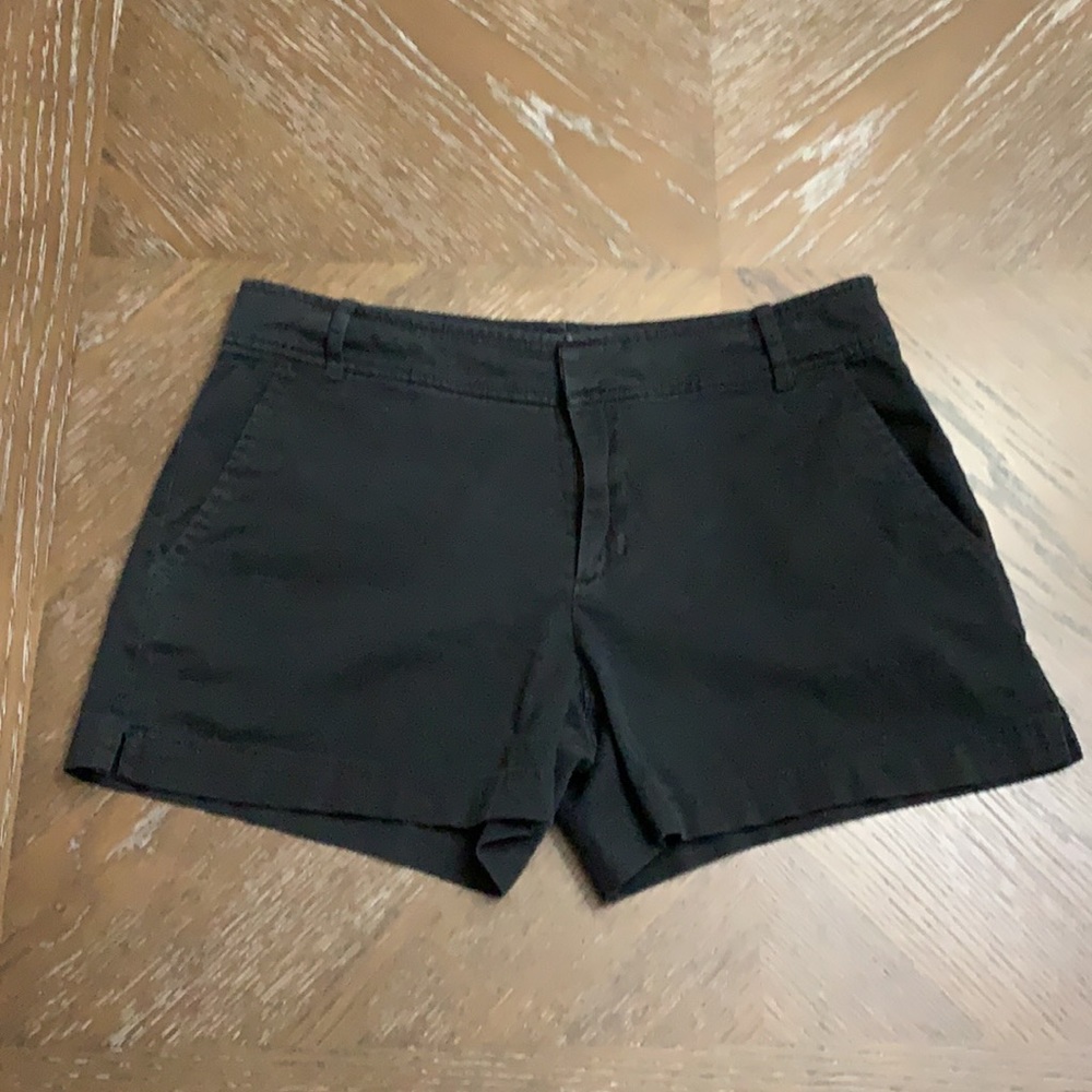 New York & Company black 3.5” shorts Size 2